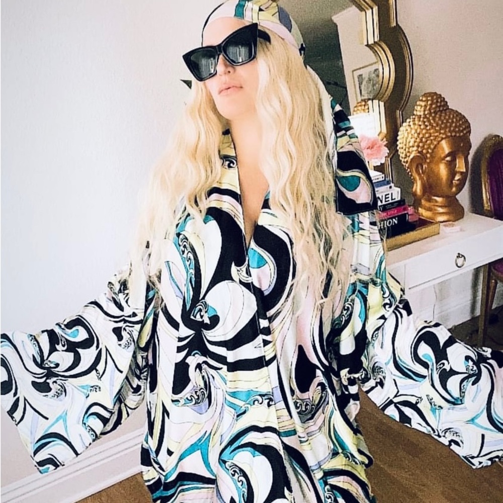Fabulous Runway style print Luxury satin KIMONO! with hair scarf or belt!!